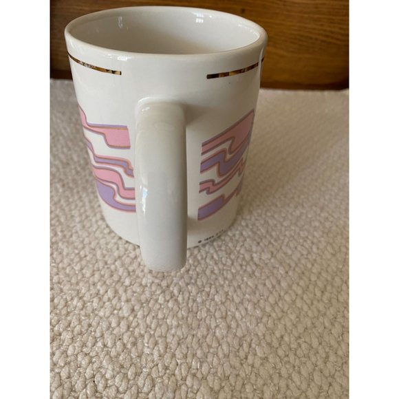 Vintage J.I.I. 1994 Rabbit Bunny Mug with Gold Trim Pastel Flowers - Picture 5 of 9